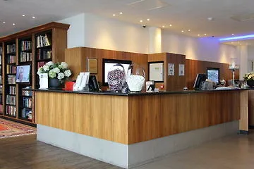 הופדורפ Bastion Hotel Amsterdam Airport