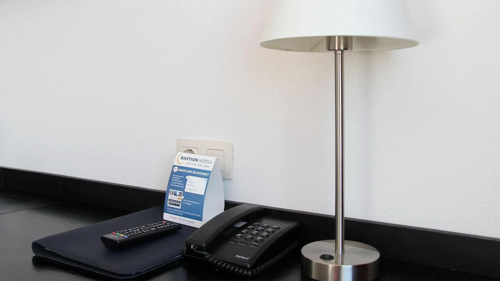 Bastion Hotel Amsterdam Airport Hoofddorp 4*,